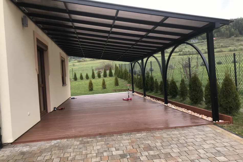 Zadaszenia tarasów - płyta poliwęglanowa - zdjęcie 2