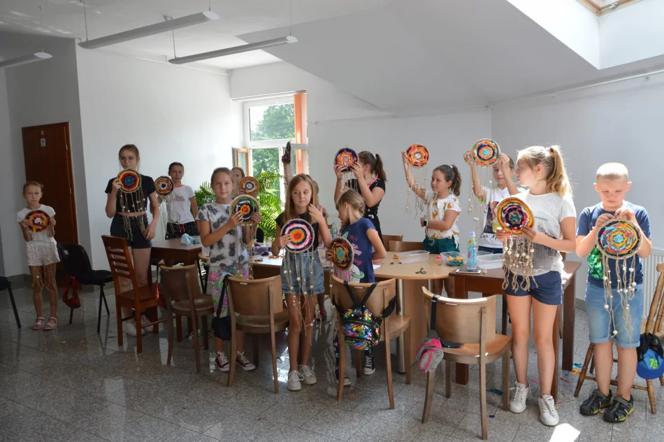 Kreatywne wakacje w bibliotece - zdjęcie 7