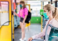 Europejscy eksperci prognozują scenariusze przebiegu COVID-19 - zdjęcie główne