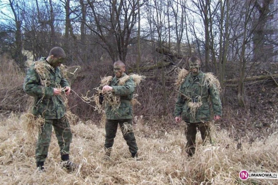 Młodzież na poligonie - zdjęcie 4