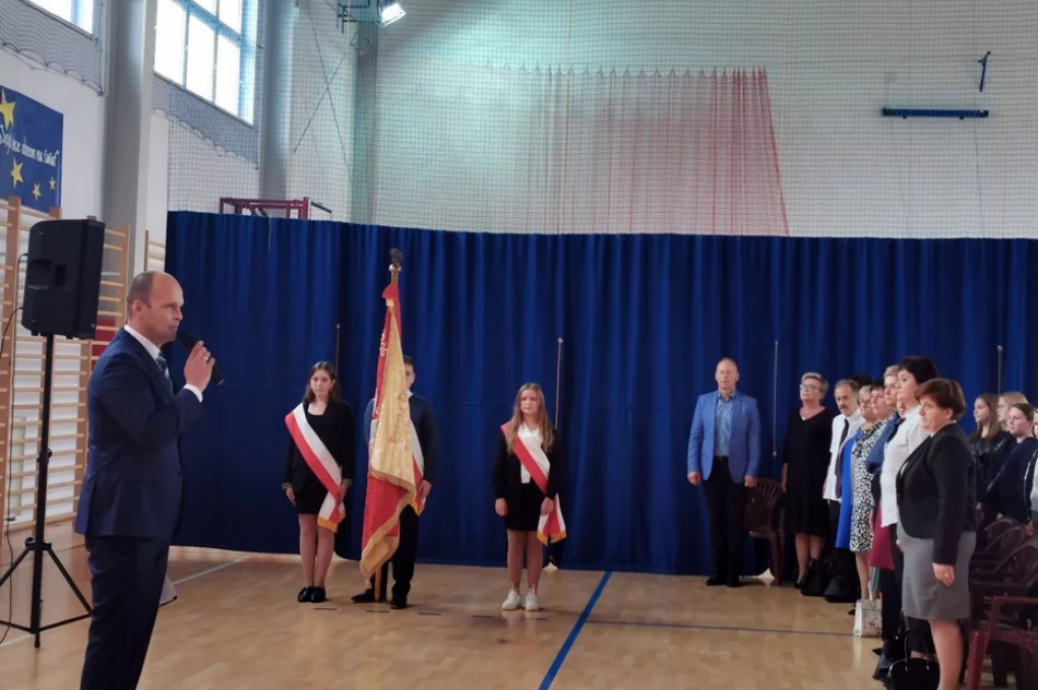 Rozpoczęcie roku szkolnego 2021/2022  - zdjęcie 17