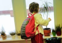 Ekspert radzi, jak dbać o kręgosłup ucznia - zdjęcie główne