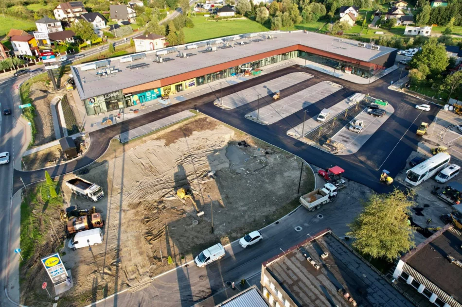 Za kilka dni otwarcie galerii i supermarketu Lidl, nie będzie restauracji drive - zdjęcie 2