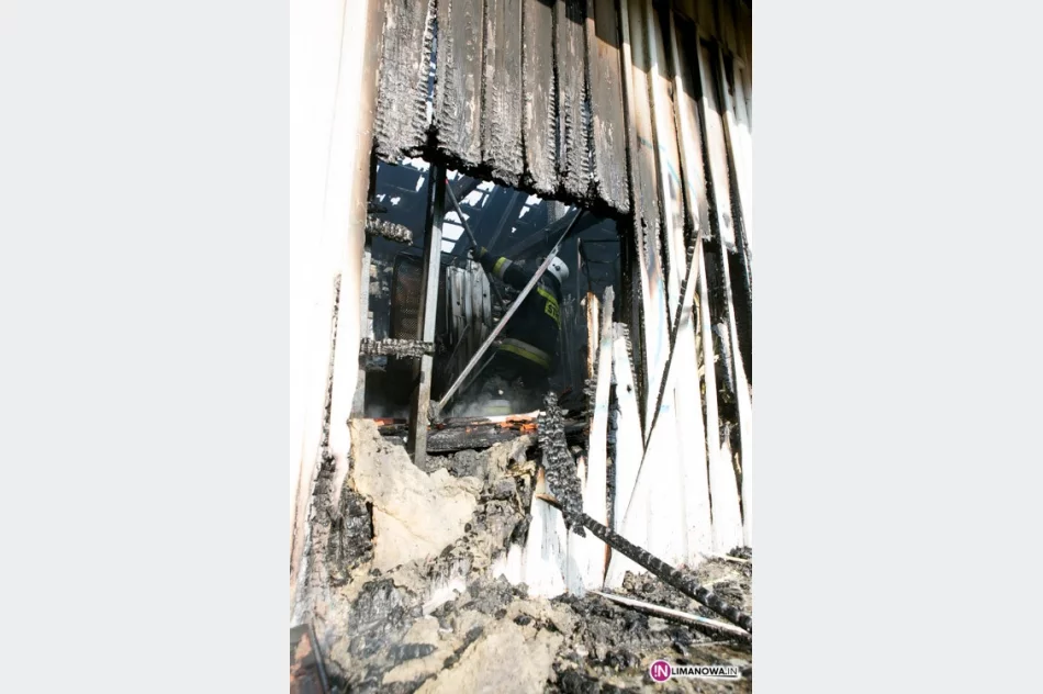 Pożar od ogniska? 600 tys. zł strat - zdjęcie 3