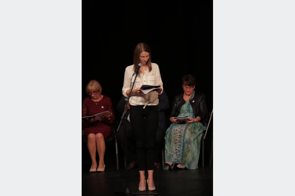 X edycja ogólnopolskiej akcji „Narodowego Czytania” w Limanowskim Domu Kultury - zdjęcie 19