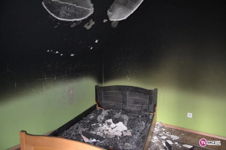 Uratowali mężczyznę z płonącego budynku - zdjęcie 2