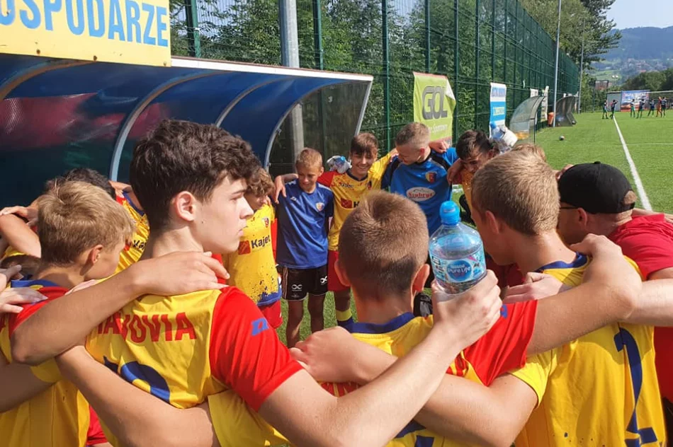 Piłkarski narybek Limanovii z serią zwycięstw w małopolskich rozgrywkach - zdjęcie 4