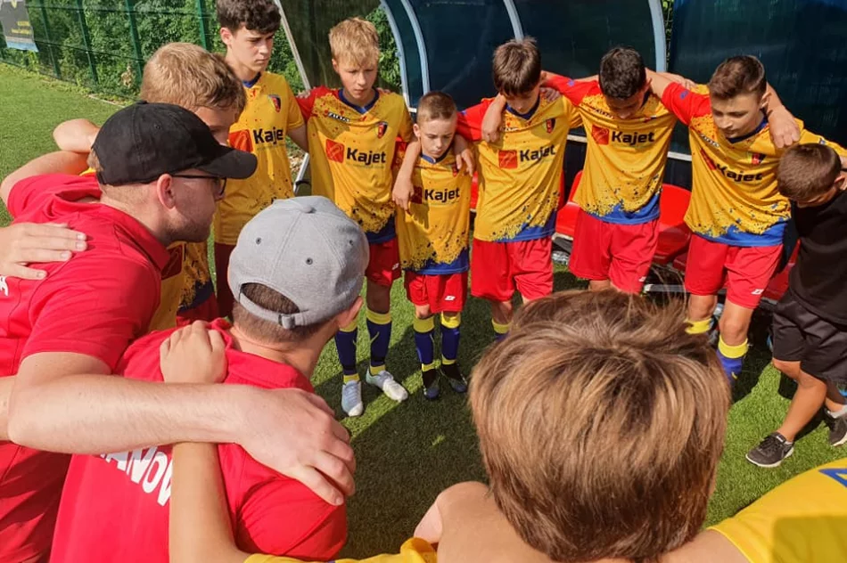 Piłkarski narybek Limanovii z serią zwycięstw w małopolskich rozgrywkach - zdjęcie 6