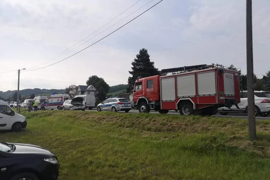 Najechał na tył i doprowadził do dachowania innego pojazdu - zdjęcie 2