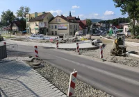 Postępują prace przy budowie nowego ronda w ciągu DK 28 - zdjęcie główne