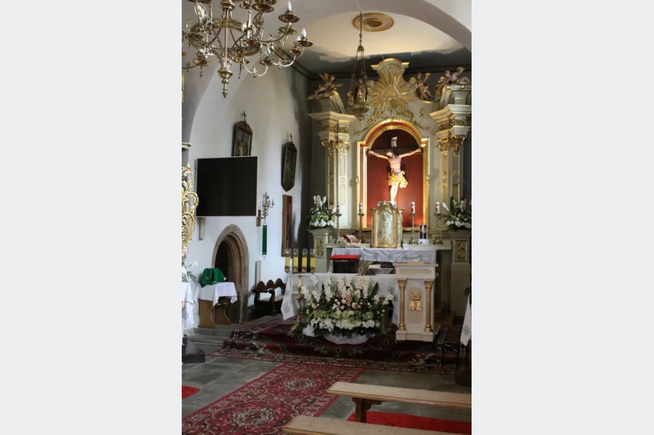 O zabytkowej świątyni i szlacheckiej rodzinie - zdjęcie 17