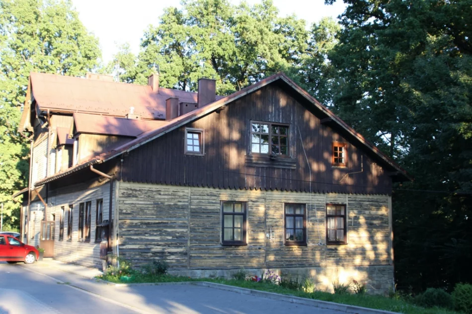 W niedzielę zakończył się tegoroczny cykl spacerów historycznych - zdjęcie 11