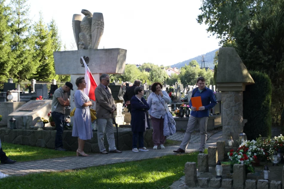 W niedzielę zakończył się tegoroczny cykl spacerów historycznych - zdjęcie 17