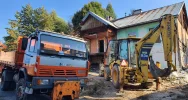 Rozpoczęła się rozbiórka - na Wąskiej pojawiła się osławiona "koparka" - zdjęcie 2