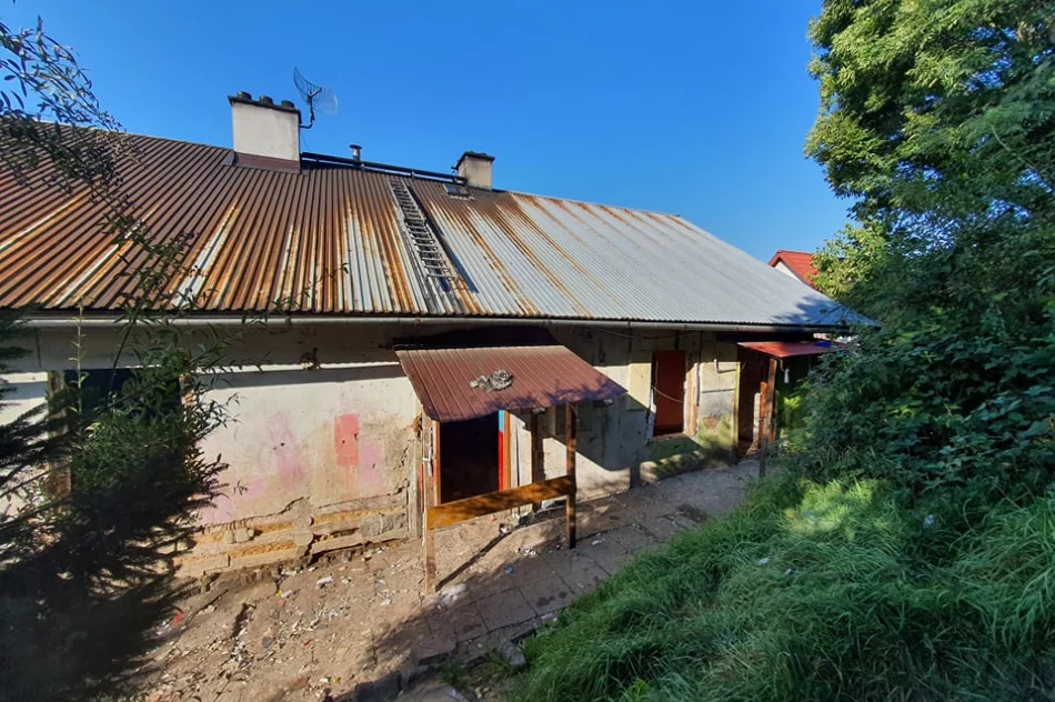 Rozpoczęła się rozbiórka - na Wąskiej pojawiła się osławiona "koparka" - zdjęcie 3