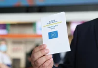 Resort zdrowia przestrzega przed fałszywymi certyfikatami szczepień - zdjęcie główne