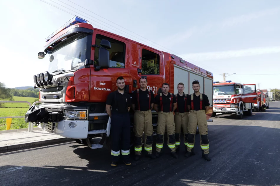 280 osób uczestniczyło w manewrach ratowniczych. Scenariusz ćwiczeń obejmował dwa epizody - zdjęcie 10