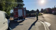 Zapaliła się koparko-ładowarka. Pożar ugasili strażacy - zdjęcie 3