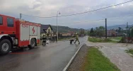 Droga zmieniła się w rwącą rzekę - intensywne opady deszczu - zdjęcie 4
