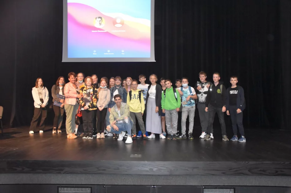 Młodzież spotkała się z youtuberem - zdjęcie 5