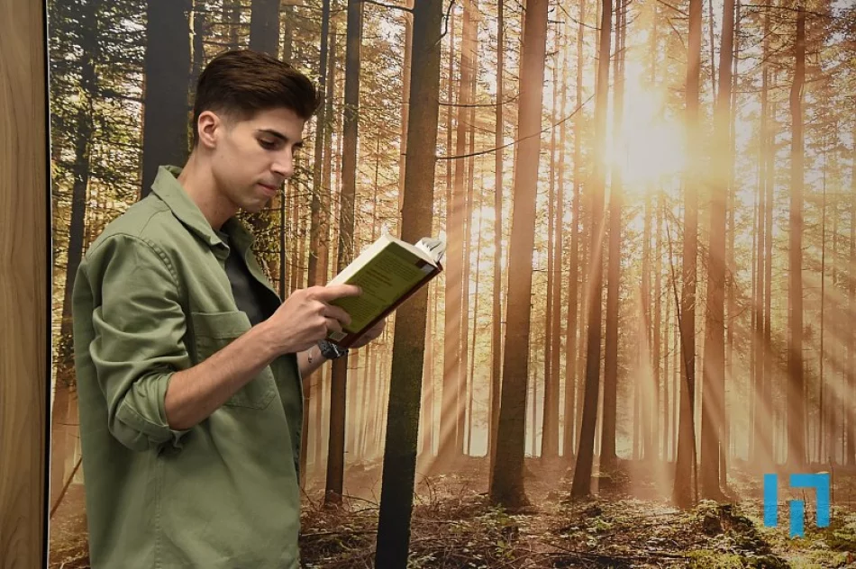 Oko w oko w Okoniem, a właściwie Marcinem Okoniewskim w bibliotece - zdjęcie 9