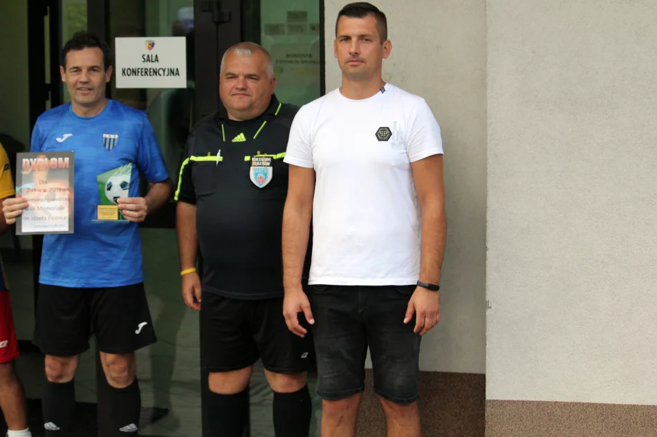 Zagrali dla kolegi z boiska. Memoriał im. Józefa Ficonia: wyniki - zdjęcie 9