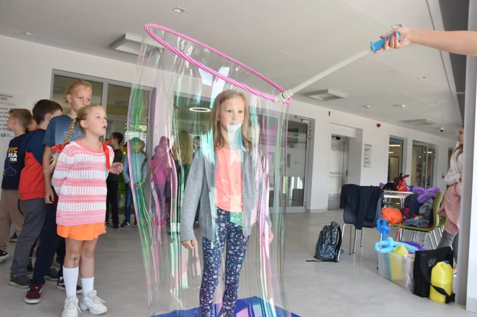 MBP w Limanowej podsumowała projekt „Literacka podróż za jedną książkę, czyli Majka z Siwego Brzegu powraca” - zdjęcie 7