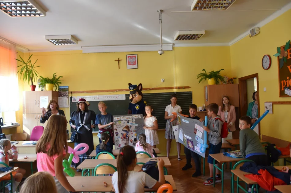 MBP w Limanowej podsumowała projekt „Literacka podróż za jedną książkę, czyli Majka z Siwego Brzegu powraca” - zdjęcie 8