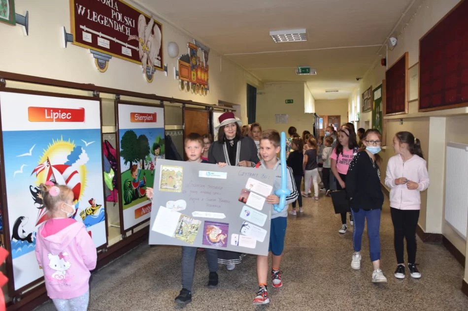 MBP w Limanowej podsumowała projekt „Literacka podróż za jedną książkę, czyli Majka z Siwego Brzegu powraca” - zdjęcie 11