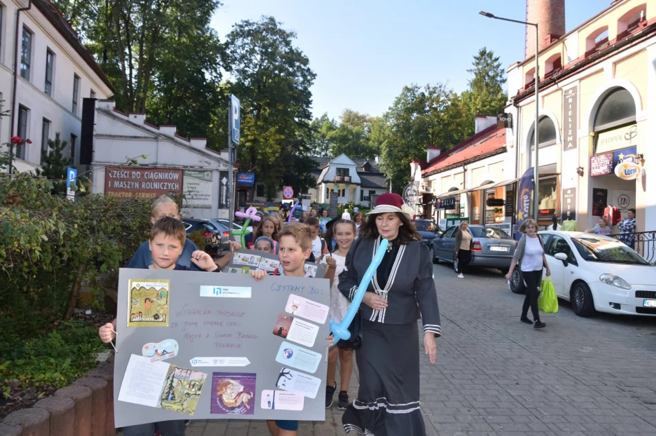 MBP w Limanowej podsumowała projekt „Literacka podróż za jedną książkę, czyli Majka z Siwego Brzegu powraca” - zdjęcie 13