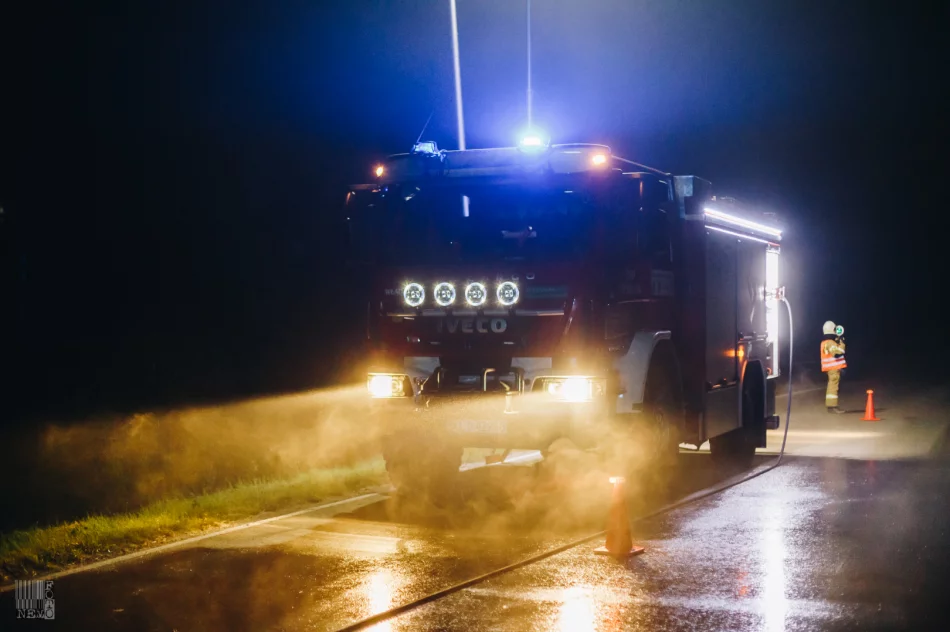 Droga zanieczyszczona... obornikiem - zdjęcie 6