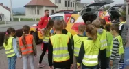 Punkt kontroli kierowców pod szkołą. Za wykroczenie mandat i... sok z cytryny - zdjęcie 2