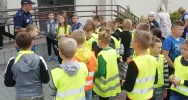 Punkt kontroli kierowców pod szkołą. Za wykroczenie mandat i... sok z cytryny - zdjęcie 3