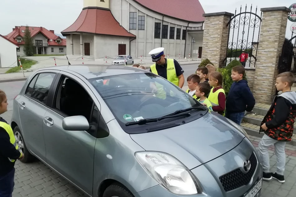 Punkt kontroli kierowców pod szkołą. Za wykroczenie mandat i... sok z cytryny - zdjęcie 11