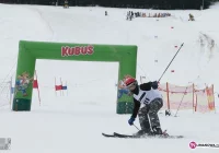 104 zawodników na starcie slalomu - zdjęcie główne