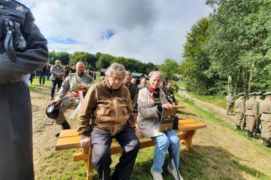 To miejsce jest ewenementem w skali kraju - obelisk na dawnym alianckim zrzutowisku - zdjęcie 15