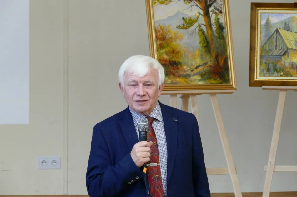 Spotkanie autorskie z prof. Andrzejem Kuligiem  - zdjęcie 5