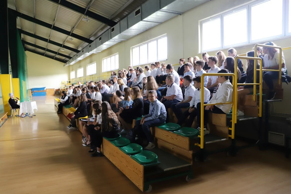 Szkoła Podstawowa w Mordarce uczciła 82. rocznicę wybuchu II wojny światowej