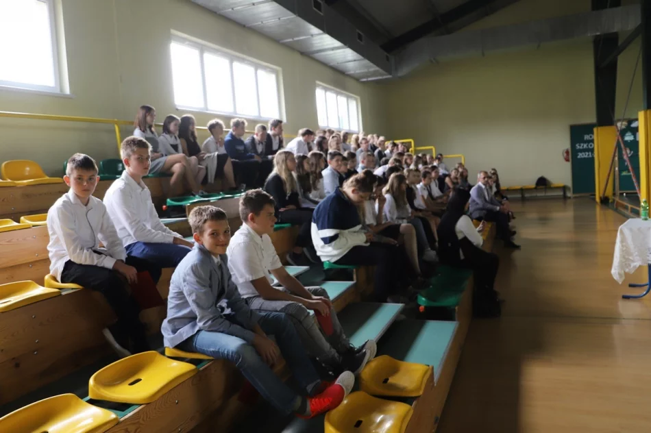 Szkoła Podstawowa w Mordarce uczciła 82. rocznicę wybuchu II wojny światowej - zdjęcie 3