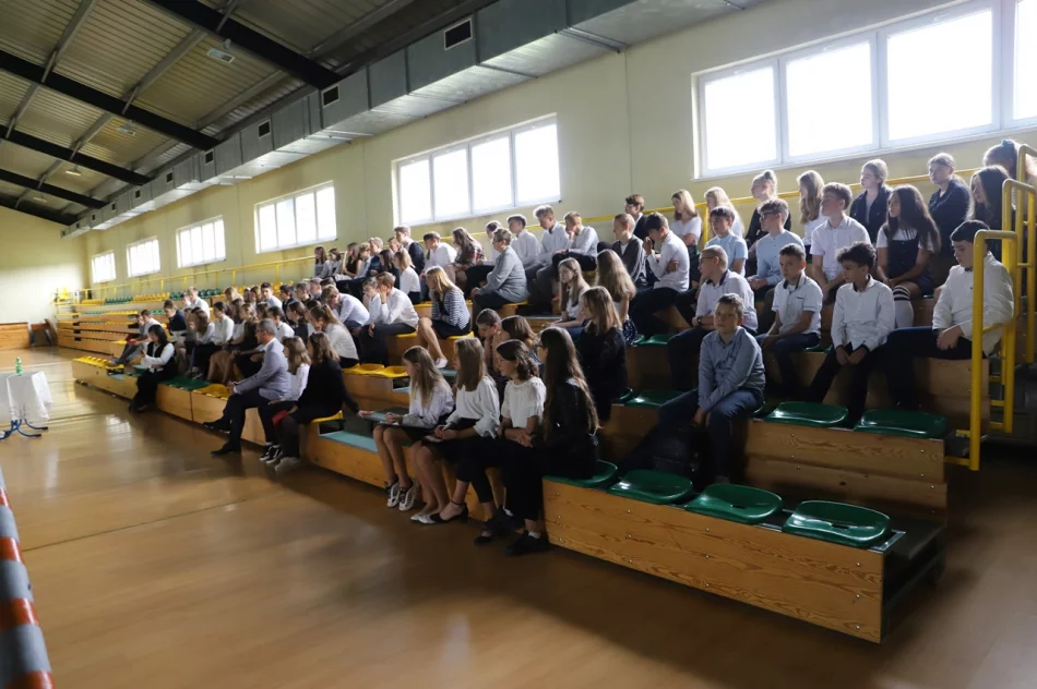 Szkoła Podstawowa w Mordarce uczciła 82. rocznicę wybuchu II wojny światowej - zdjęcie 8