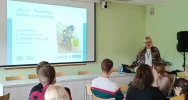 Uczniowie na "lekcjach z ZUS" - zdjęcie 4