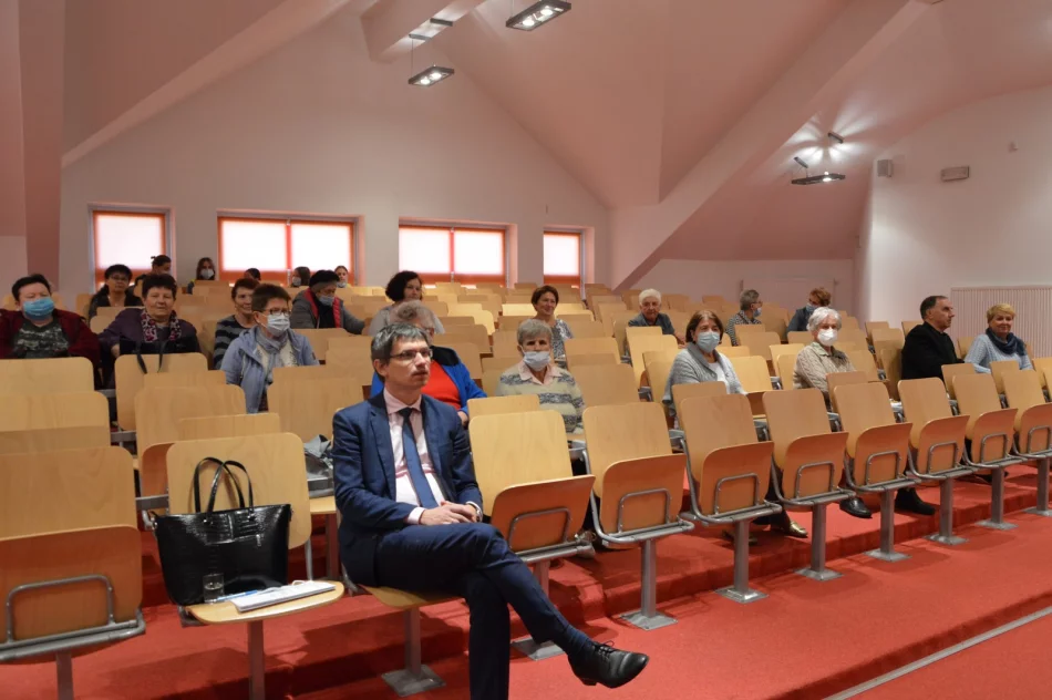 Z seniorami o możliwych zagrożeniach - zdjęcie 2