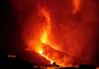 Ryzyko wystąpienia tzw. "kwaśnego deszczu" na terenie Hiszpanii i w pozostałej części Europy jest niewielkie - zdjęcie główne