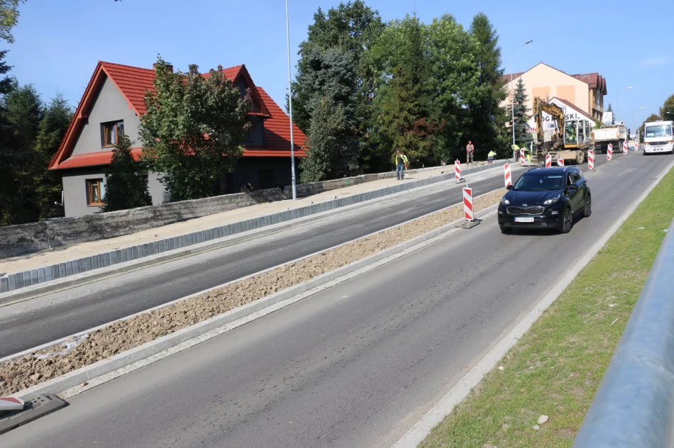 W połowie listopada planowane zakończenie robót - zdjęcie 2