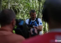 Marek Kamiński nagrywa film w Beskidzie Sądeckim - zdjęcie główne