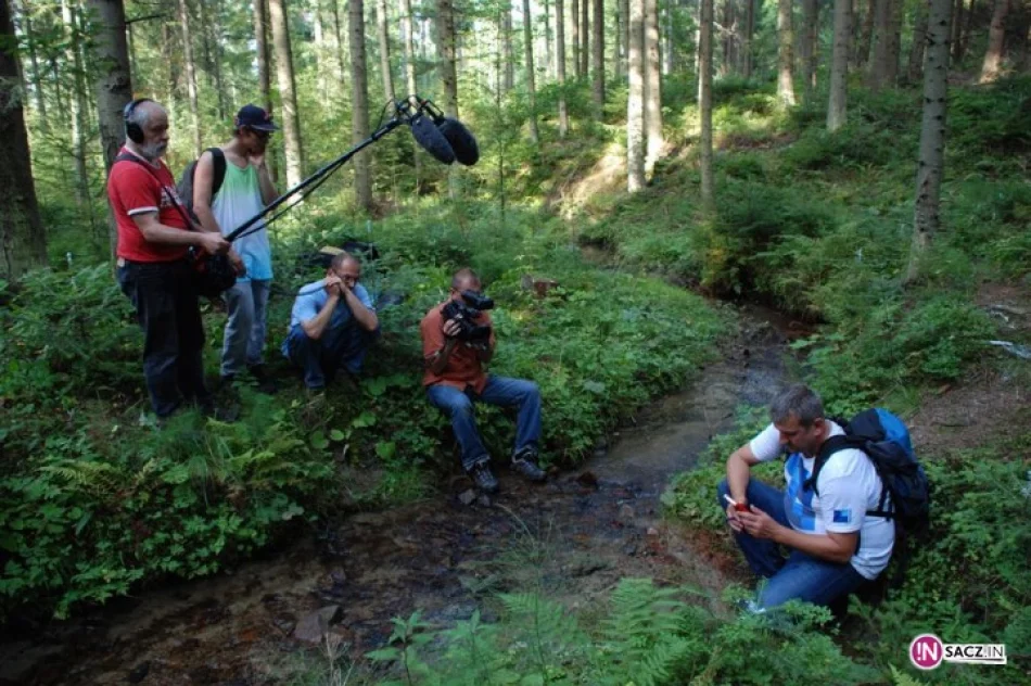 Marek Kamiński nagrywa film w Beskidzie Sądeckim - zdjęcie 2