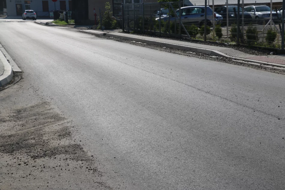 Trwa budowa łącznika ul. Witosa i Fabrycznej oraz przebudowa ul. Fabrycznej - zdjęcie 3