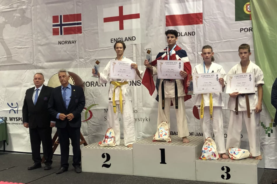 Trójka Limanowian brązowymi medalistami 34 Mistrzostw Europy KARATE KYOKUSHIN - zdjęcie 2
