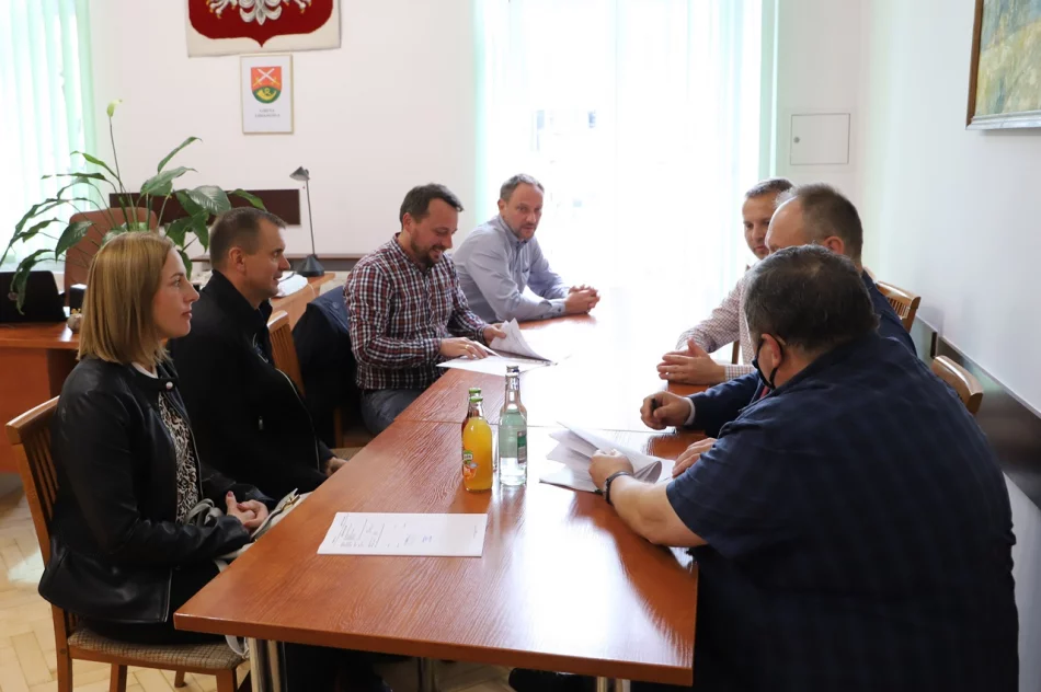 Umowa na kanalizację sanitarną w Sowlinach i Łososinie Górnej podpisana - zdjęcie 2