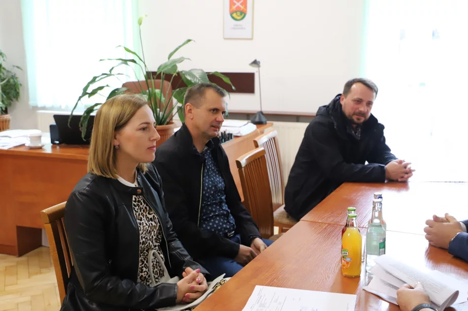 Umowa na kanalizację sanitarną w Sowlinach i Łososinie Górnej podpisana - zdjęcie 3